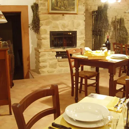 Farma Agriturismo Piccola Raieda